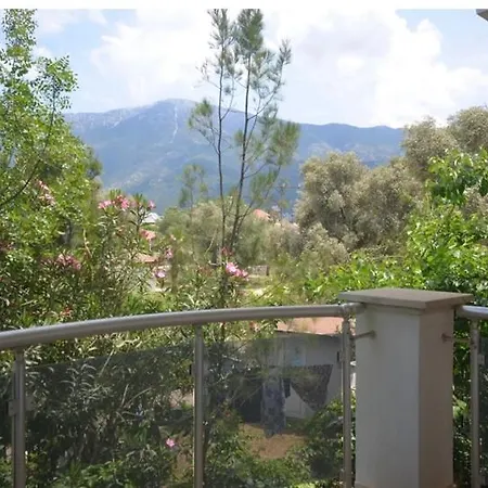 Evergreen Hisaranou Apartment